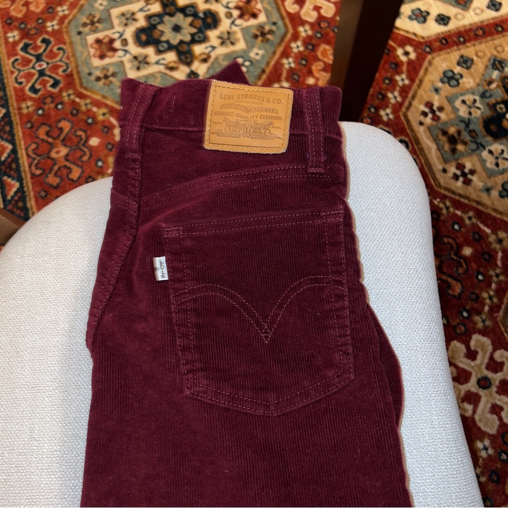 levis corduroy maroon pants